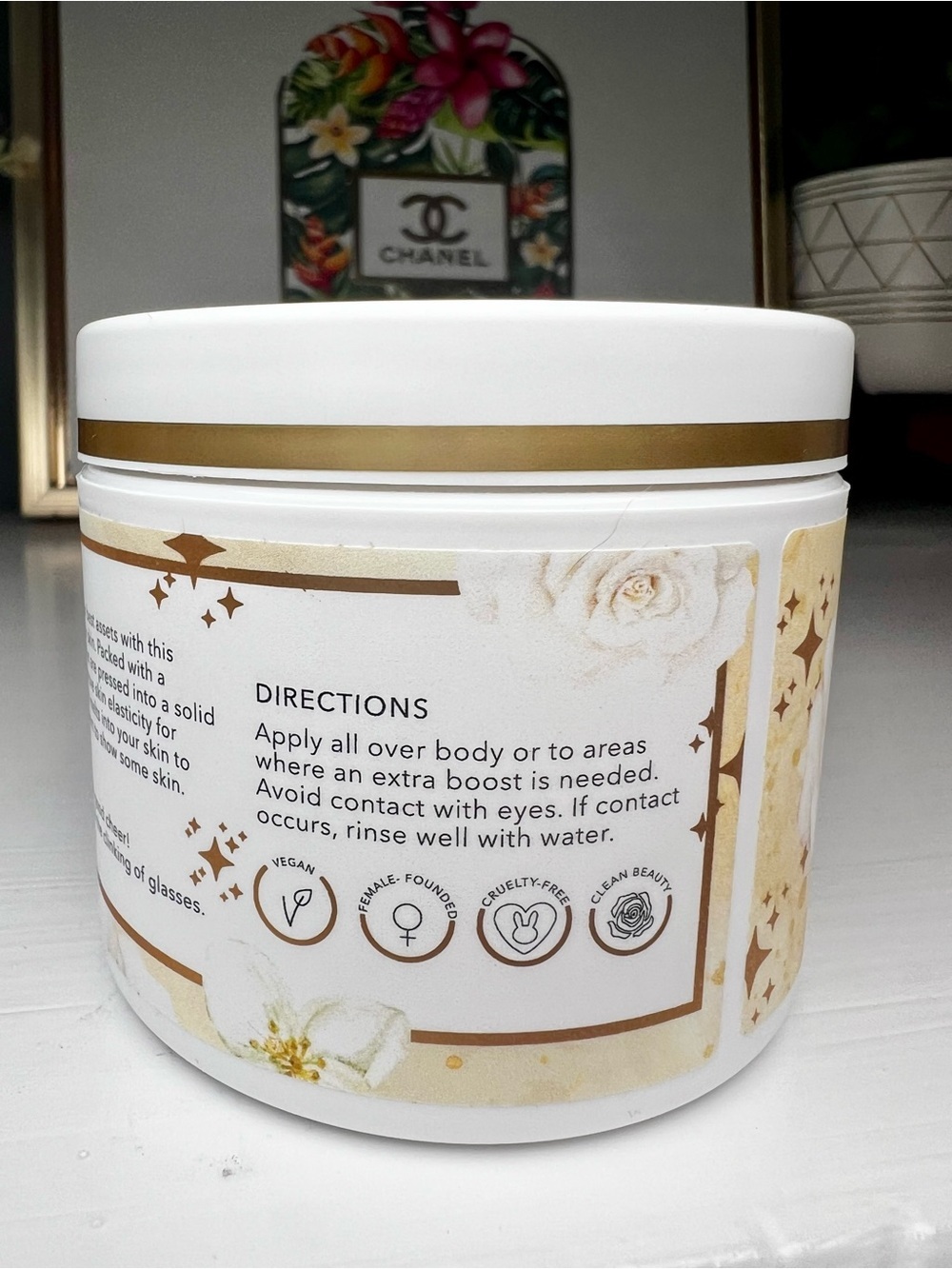 Nakery Beauty SkinVitamin Pressed Body Oil Melt In Sparkling Celebrations - Picture 7 of 8